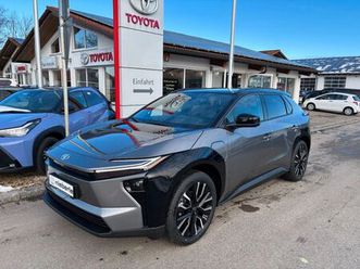 toyota bz4x awd lounge *jbl,360°kamera,pano*