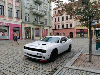 dodge challenger jaworzyna śląska • olx.pl