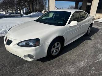 2005 pontiac grand prix - 3.8l v6 - 94k - locally owned - runs great!