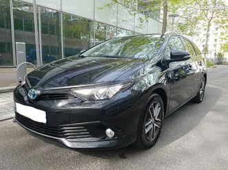 toyota auris break noir très bon état