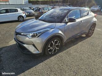 toyota c-hr 122h graphic 2wd e-cvt