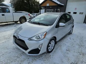 2017 toyota prius c
