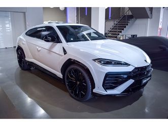 lamborghini urus se a barcelona