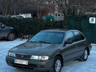 nissan sunny 1996