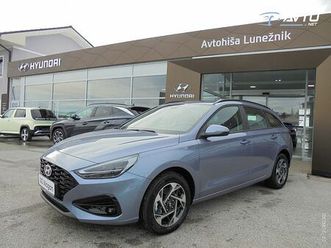 hyundai i30 wagon 1.5 mpi 96 style°16alu˘winter°rac°rg° zaloga °