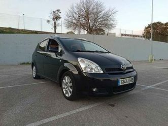 toyota - corolla verso