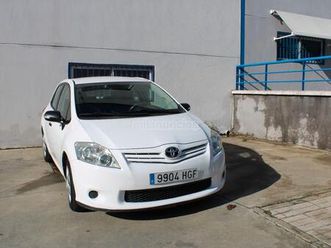 toyota - auris 1.4 d4d dpf active