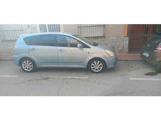 toyota - corolla verso