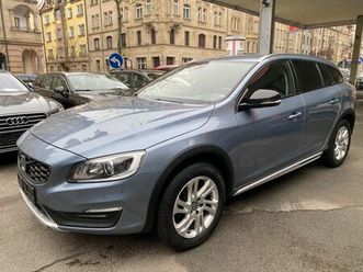 v60 cc d4 geart. summum leder xenon acc blis cam