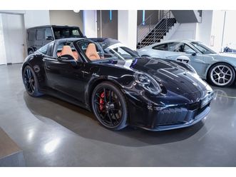 porsche 911 targa 4 gts a barcelona