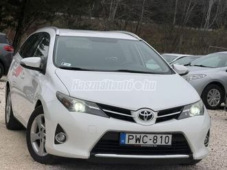 toyota auris touring sports 2.0 d-4d active // friss műszaki vizsga