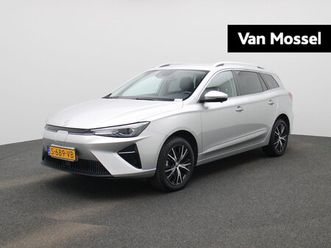 mg mg5 - long range luxury 61 kwh | trekhaak afneembaar | 360 cam | stoelverwarming | privacy glass