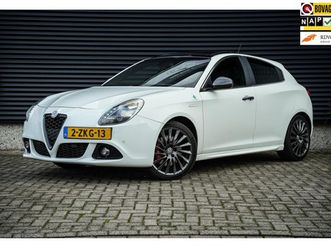 alfa romeo giulietta - 1.750 turbo veloce | org. nl-auto | panoramadak | xenon | cruise control | bianco pastello