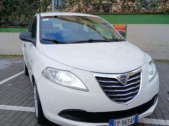 ypsiloniii 2011 1.2 8v elefantino ecochic gpl 69cv