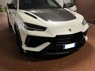 urus 4.0 v8 performante auto