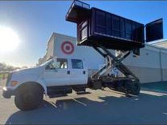 2011 ford f750 scissor left dump truck only 63k low miles