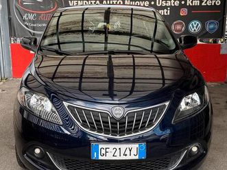 lancia ypsilon 1.0 firefly 5 porte s&s hybrid ecoc