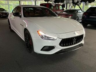maserati ghibli 3.0 v6 modena s q4 (automata) 360 kamera/matrix led/navi/b&w/wifi