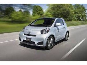 2012 scion iq