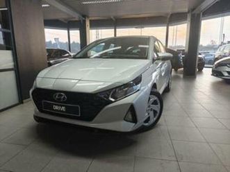 ② hyundai i20 t-gdi twist *pdc/app connect / camera* — hyundai — 2ememain