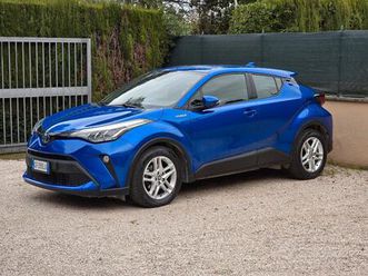 toyota c-hr 1.8 hybrid e-cvt active
