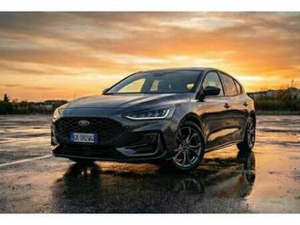 focus 1.0t ecoboost h st-line x 125cv