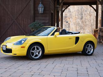 2001 toyota mr2 spyder, 5-speed, low mileage