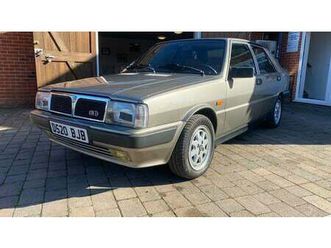 1986 lancia prisma 4wd – rare and original example a vendre