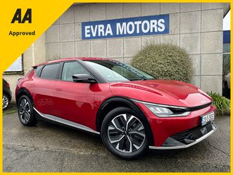 earth ev //high spec//leather electric heated seats//heated steering wheel//reverse camera//sat nav//