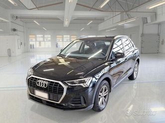 audi q3 35 tdi s tronic business 5 porte suv