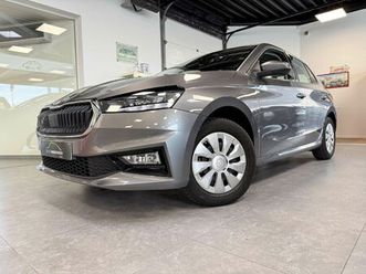 skoda fabia fabia 1.0i * trekhaak *4s banden * 16589 km !