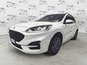 ford kuga 2.5 full hybrid 190 cv cvt 2wd st-line design del 2022 usata a caresanablot