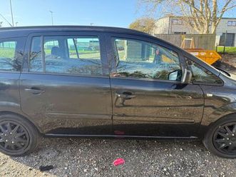vauxhall, zafira, mpv, 2014, manual, 1686 (cc), 5 doors