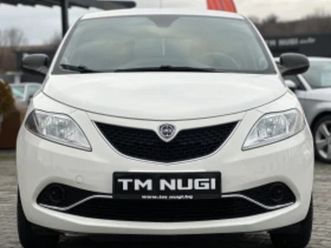 lancia ypsilon facelift* 1.2i* euro6b* top* ≫ 2016 • 6 200 eur • id