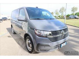 volkswagen veicoli commerciali t6.1 transporter 30 2.0 tdi 150cv kombi business p.c. dsg7 del 2025 usata a anzola dell'emilia
