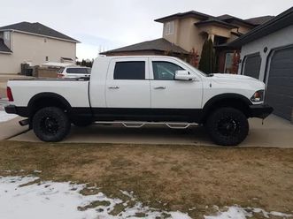 2011 dodge ram megacab