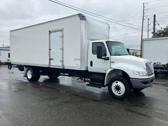 box truck - 2022 intl mv 26’ van tuk/ramp