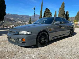 r33 gts-t