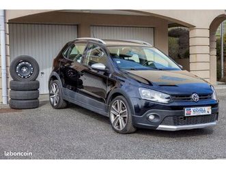 volkswagen polo cross 1.6 tdi 90cv première main - 4 roues hiver supplémentaires - boite auto dsg 7 vitesses - sièges sport - radar de recul - peinture nacrée -