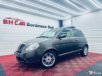 lancia ypsilon 1.3 mjtd 90 bva / moteur à chaine + kit d'embrayage neuf