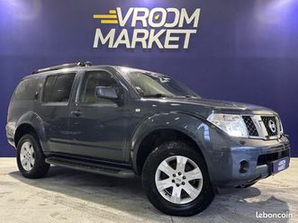 nissan pathfind. 2.5 7 places sport luxe / sièche chaufant cuir / toit ouvrant / caméra de recul