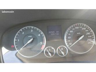 voiture laguna diesel parfait etat