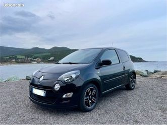 renault twingo il phase 2, finition intens, motorisation 1.2 16v 75ch