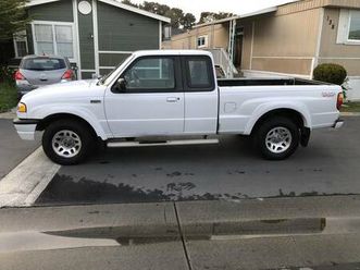 2003 mazda b3000 v6 clean tittle (low miles 107k)