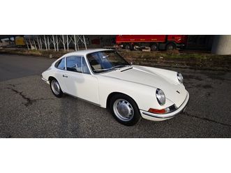912