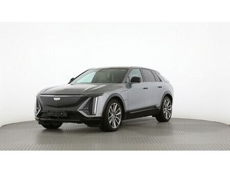 lyriq sport 102 kwh awd