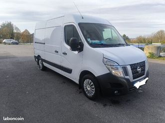 nissan nv 400