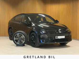 perfomance/awd/550wltp/skinn/navi/krok/pano/norsk!