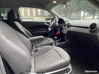 volkswagen golf 5 2l fsi 150cv sportline / radar de recul / clim / paiement 4ou10 fois possible 2005