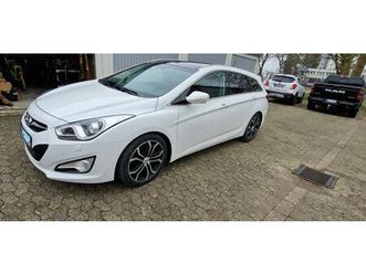 hyundai i40 cw 1.7 crdi premium 100kw automatik
